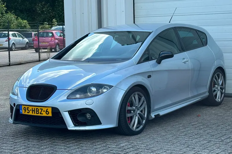 SEAT Leon (2008)