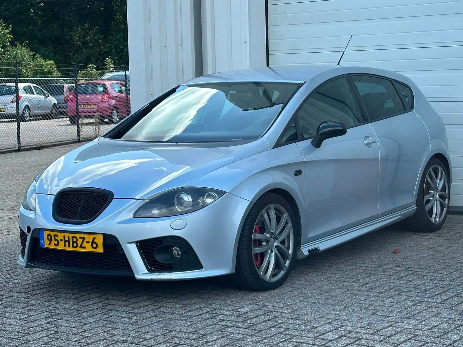 SEAT Leon (2008) — foto 1