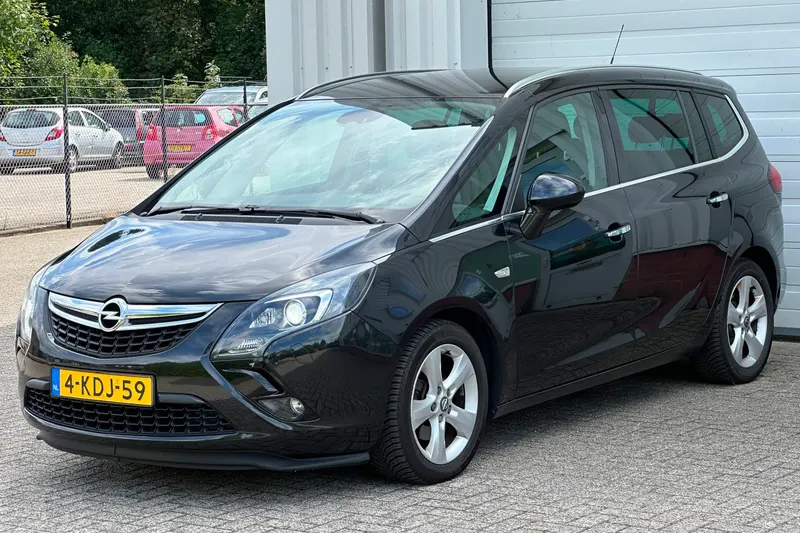 Opel Zafira (2013)