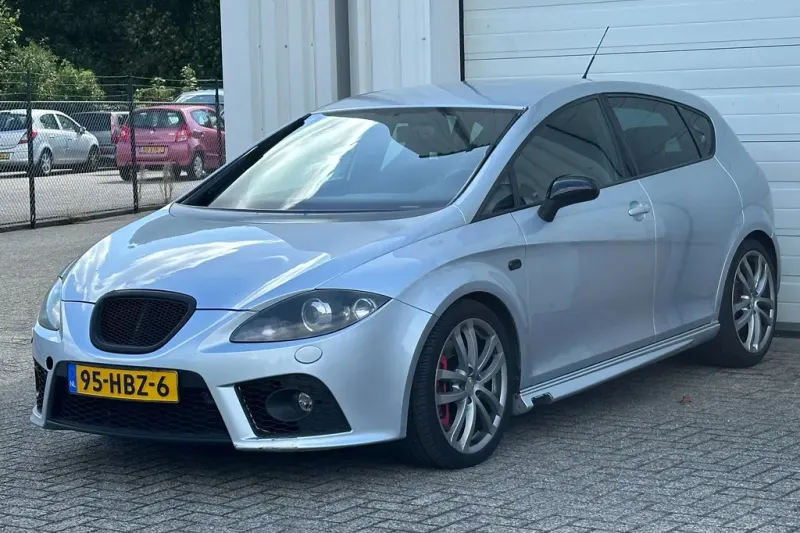 SEAT Leon (2008)