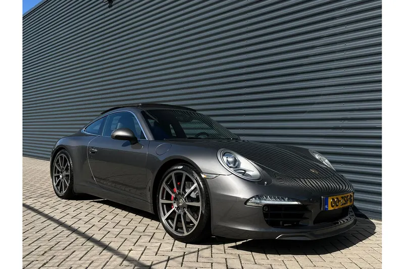 Porsche 911 (2012)