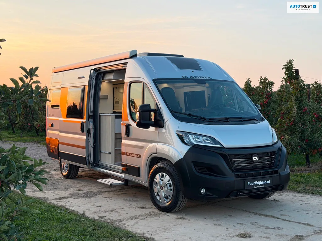 Adria Twin (2023) — foto 1