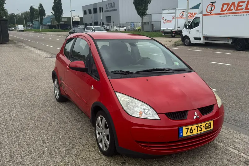 Mitsubishi Colt (2007)