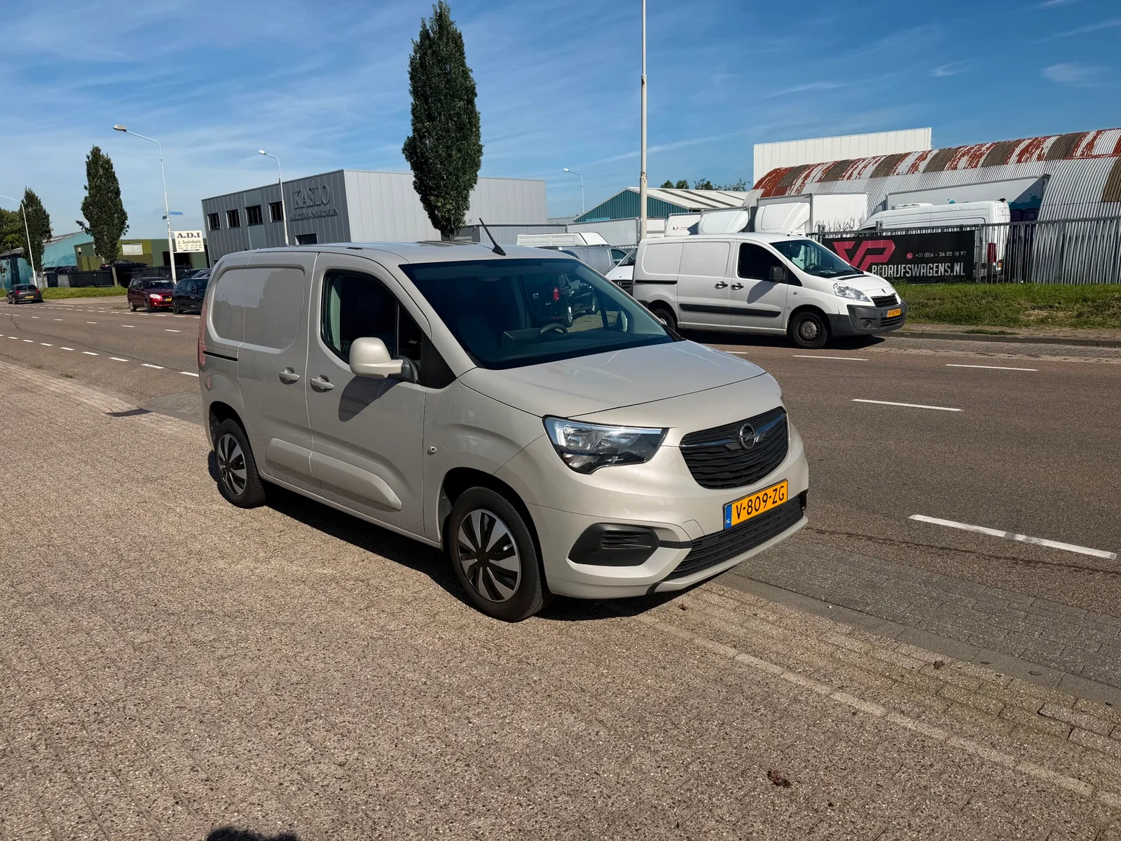 Opel Combo (2019) — foto 1