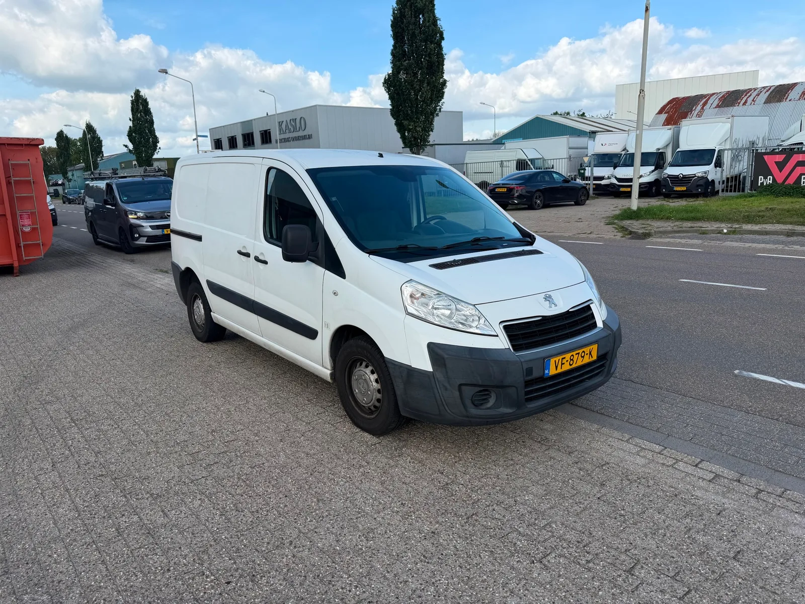Peugeot Expert (2013) — foto 1