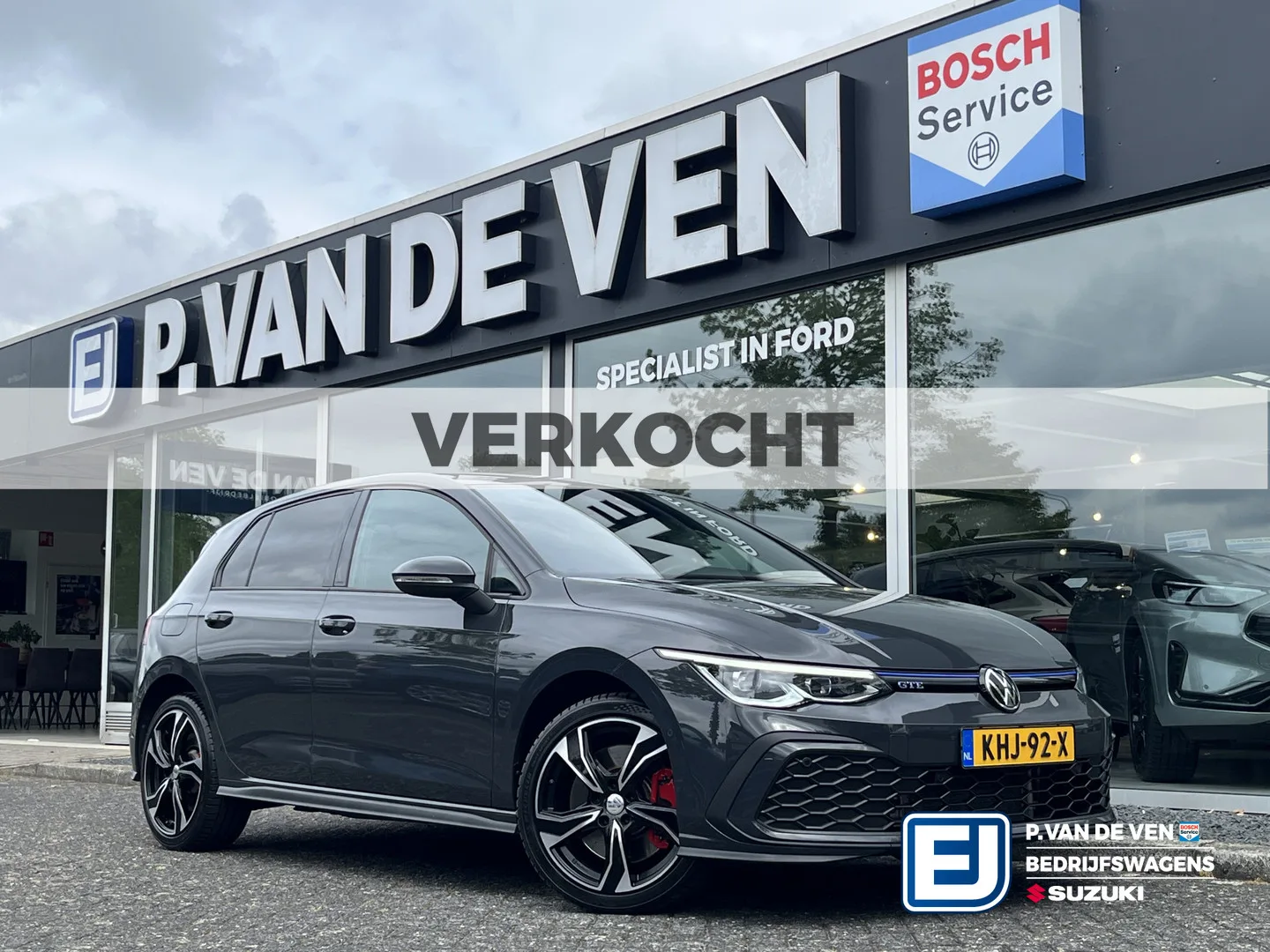 Volkswagen Golf (2021) — foto 1