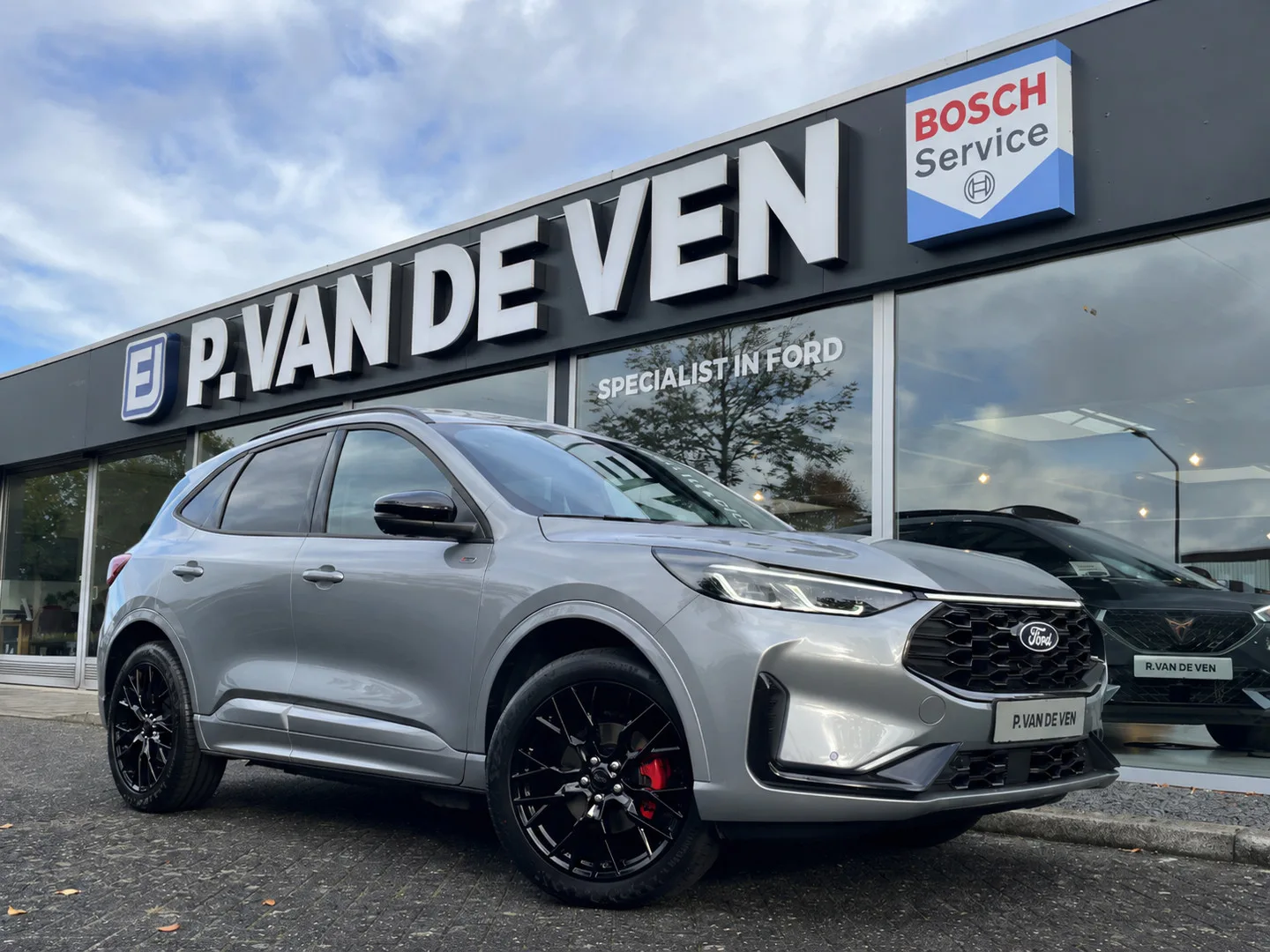 Ford Kuga (2025) — foto 1