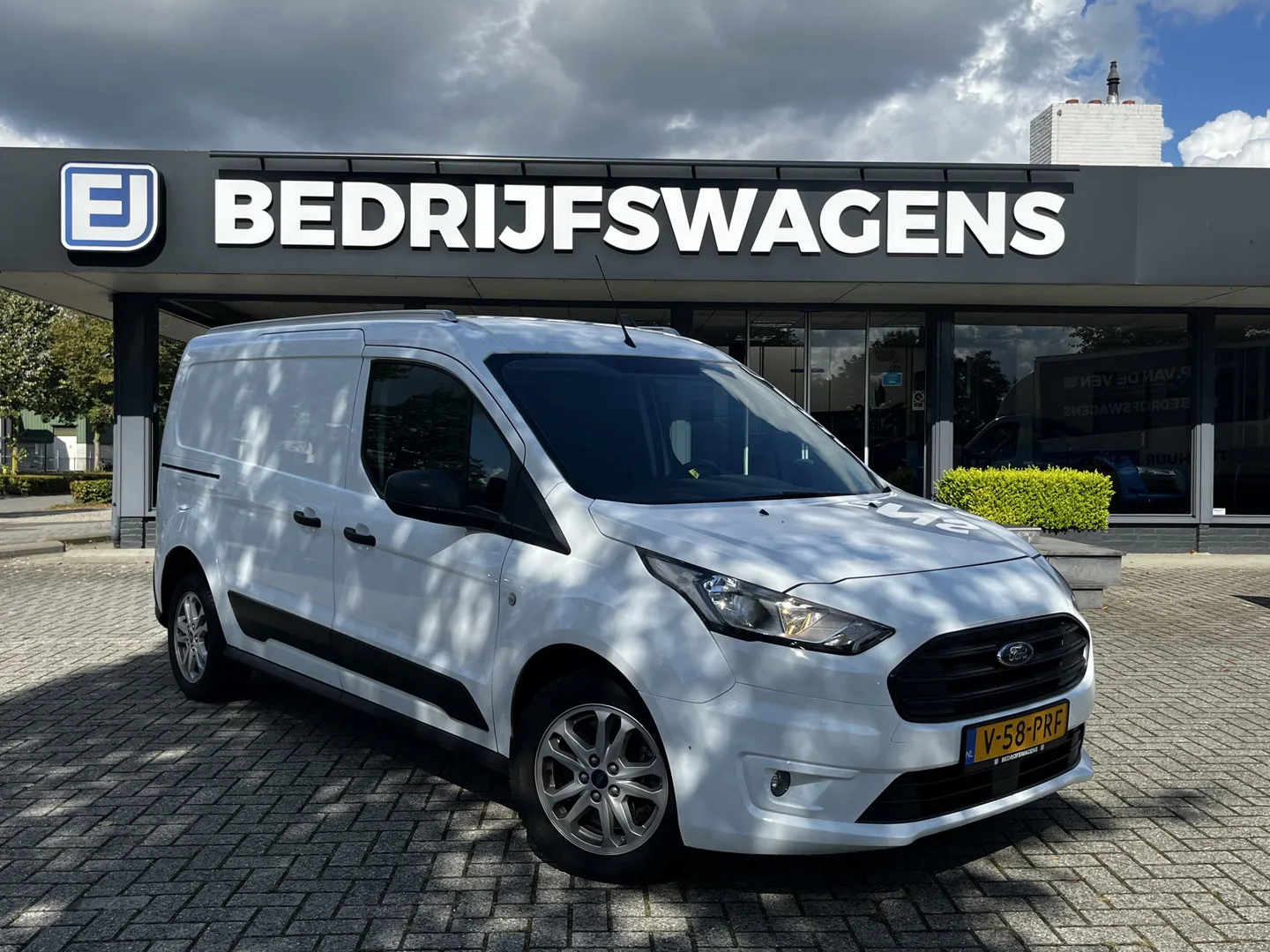 Ford Transit Connect (2023) — foto 1