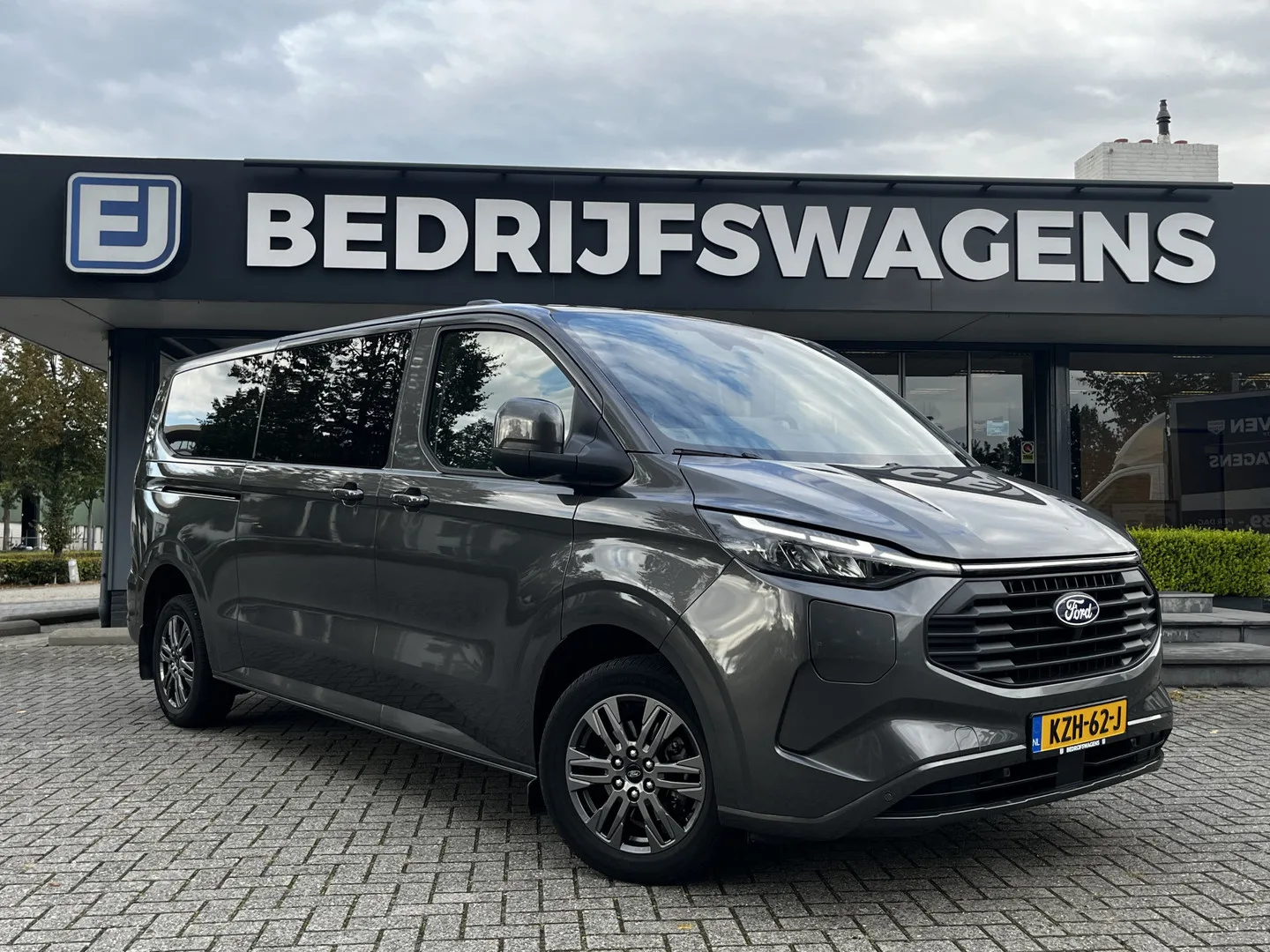 Ford Transit Custom (2025) — foto 1