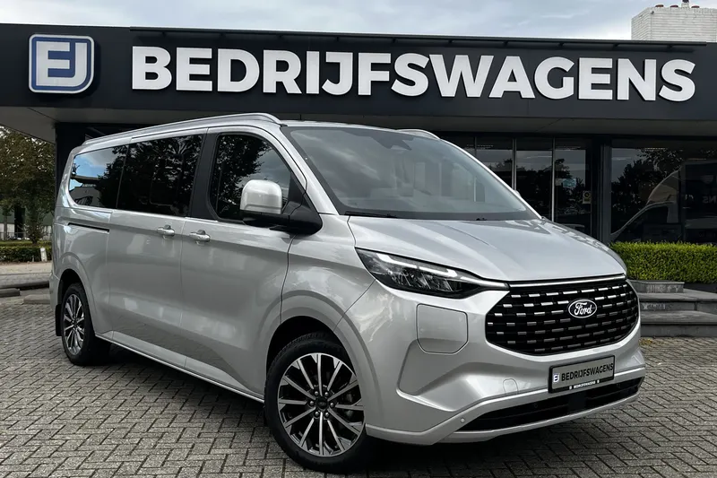 Ford Tourneo Custom (2026)