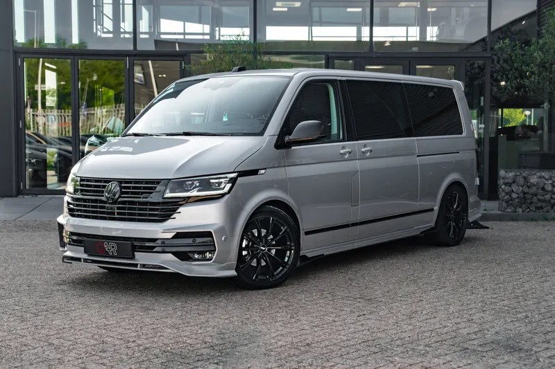 Volkswagen Caravelle (2023)