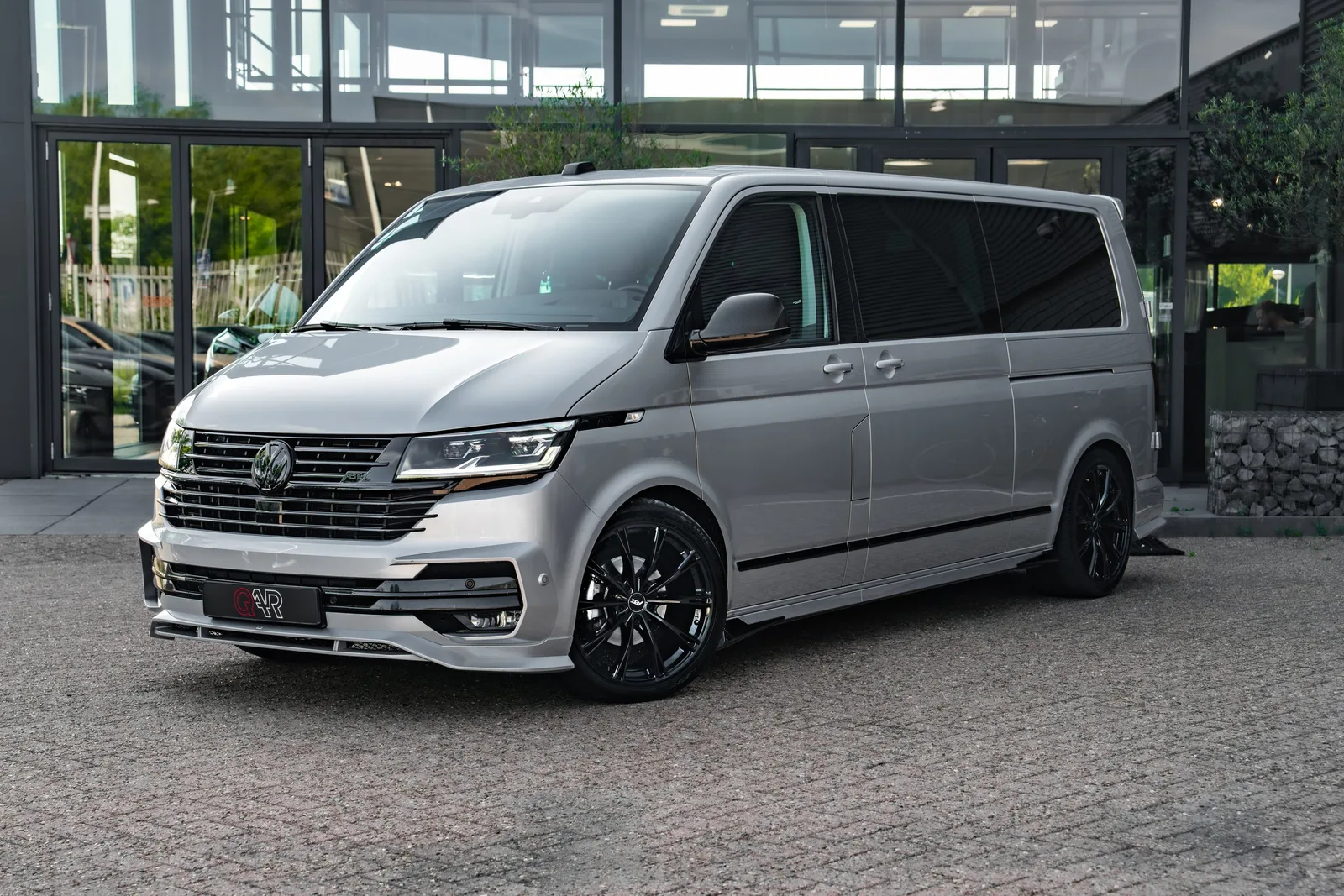 Volkswagen Caravelle (2023) — foto 1