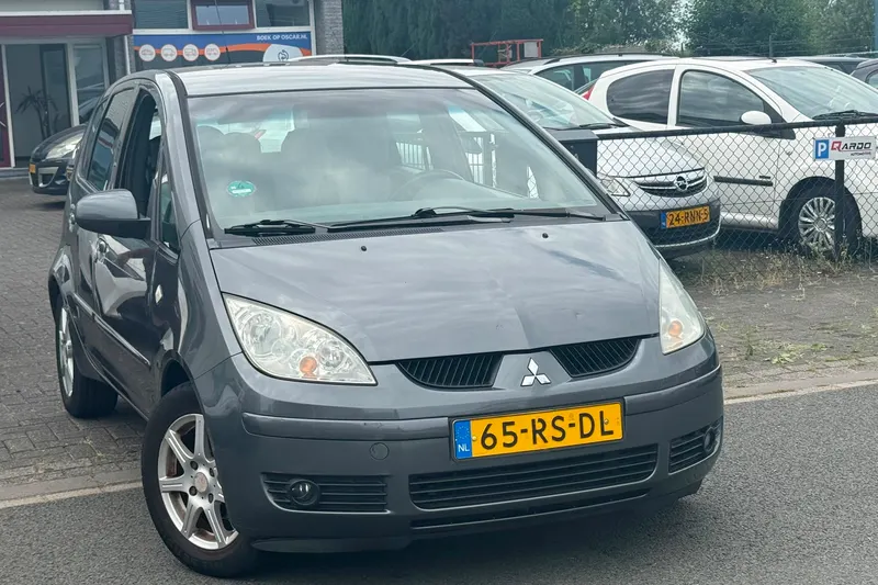 Mitsubishi Colt (2005)