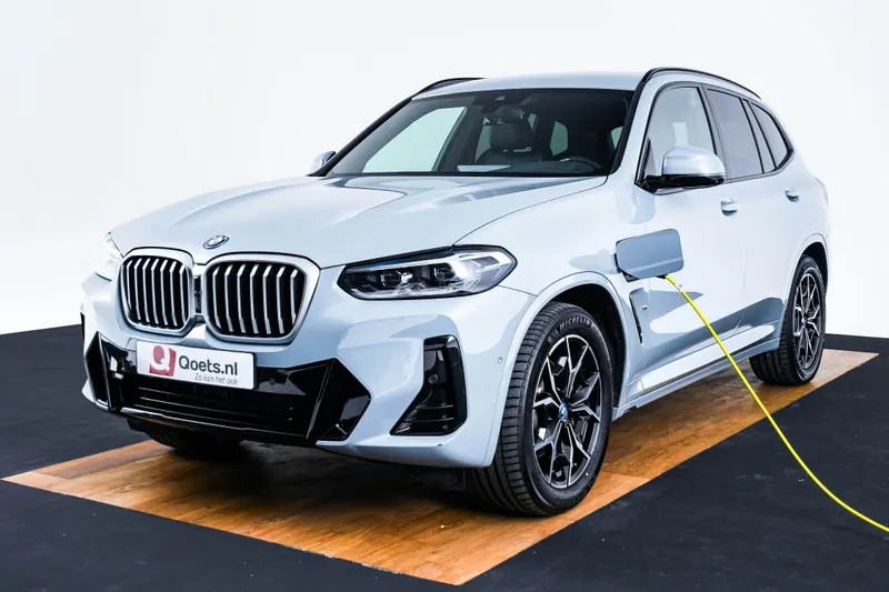 BMW X3 (2023)
