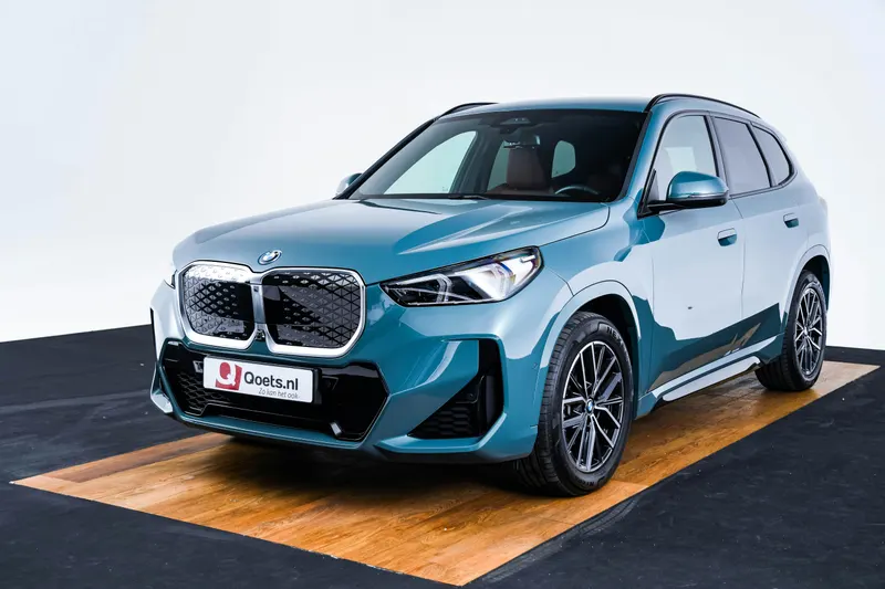 BMW iX1 (2025)