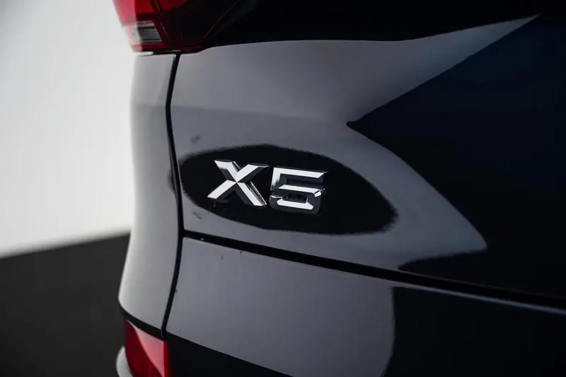 BMW X5 (2020)