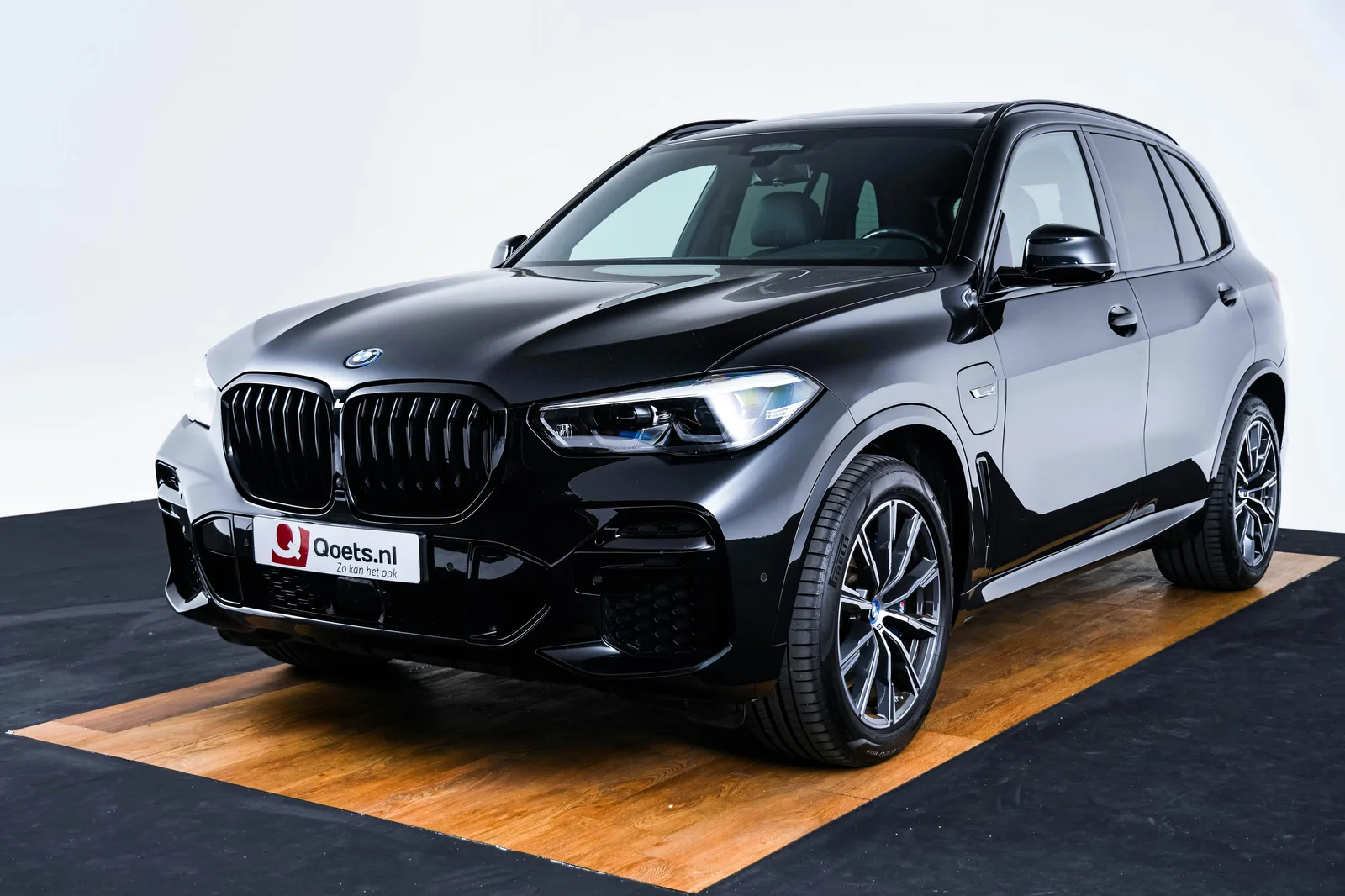 BMW X5 (2023) — foto 1
