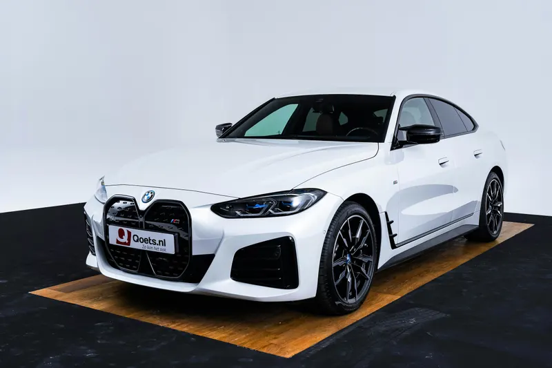 BMW i4 (2024)