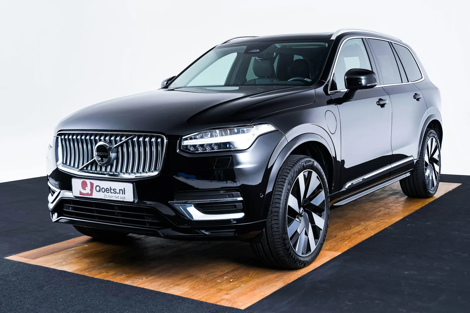 Volvo XC90 (2024) — foto 1