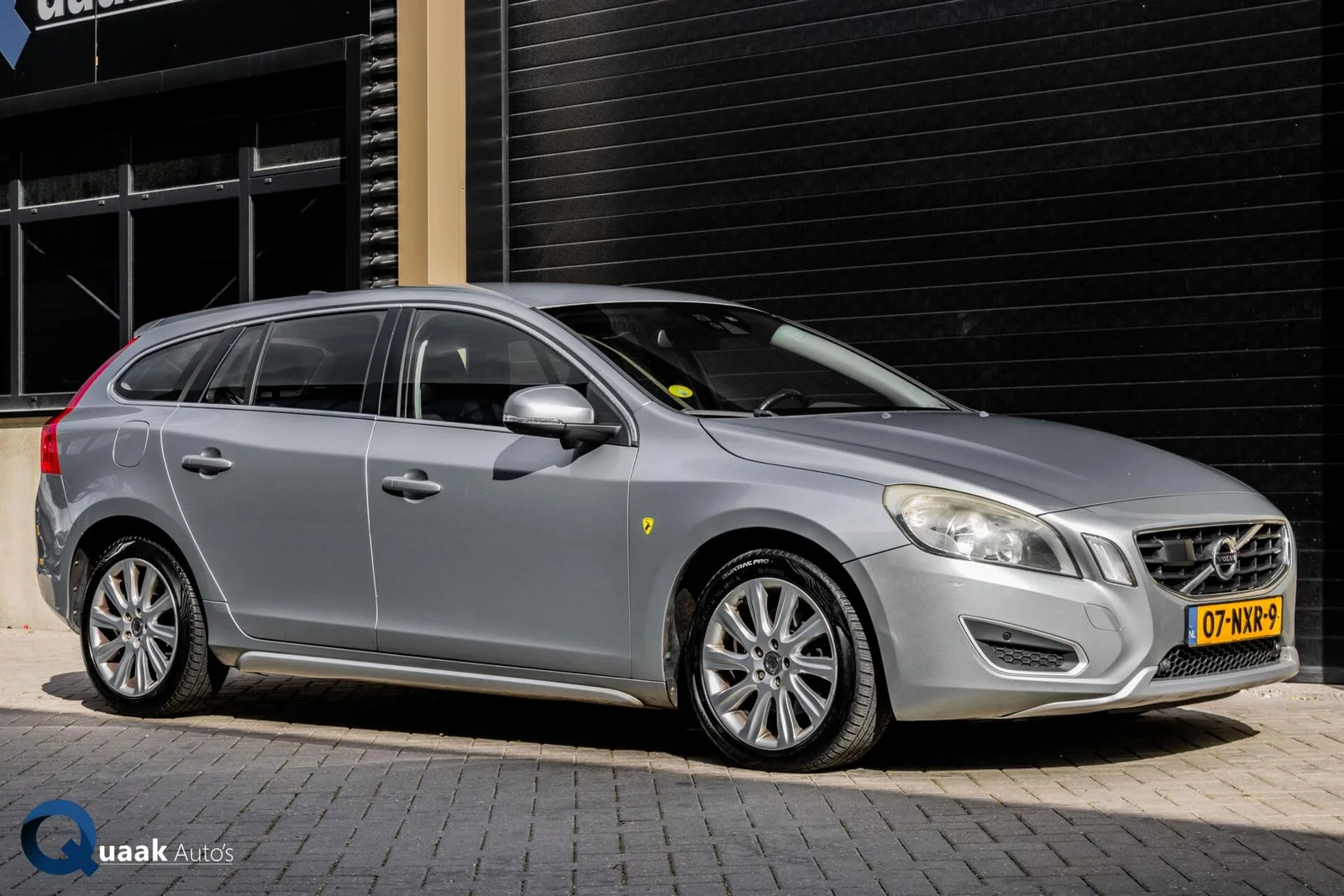 Volvo V60 (2011) — foto 1