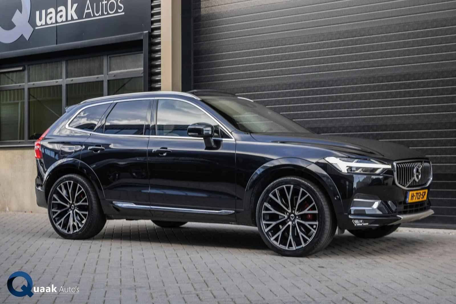 Volvo XC60 (2019) — foto 1