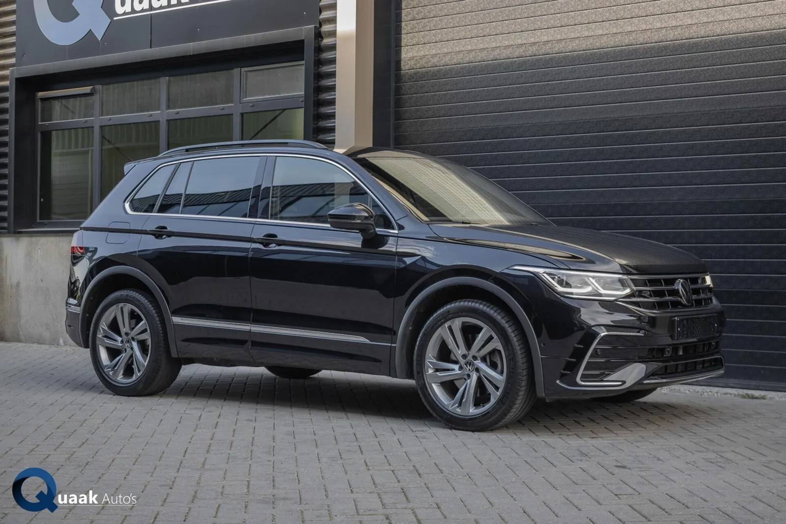 Volkswagen Tiguan (2023) — foto 1
