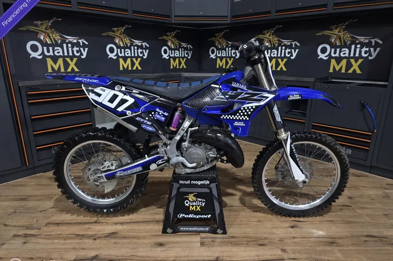 Yamaha YZ 125 (2005)