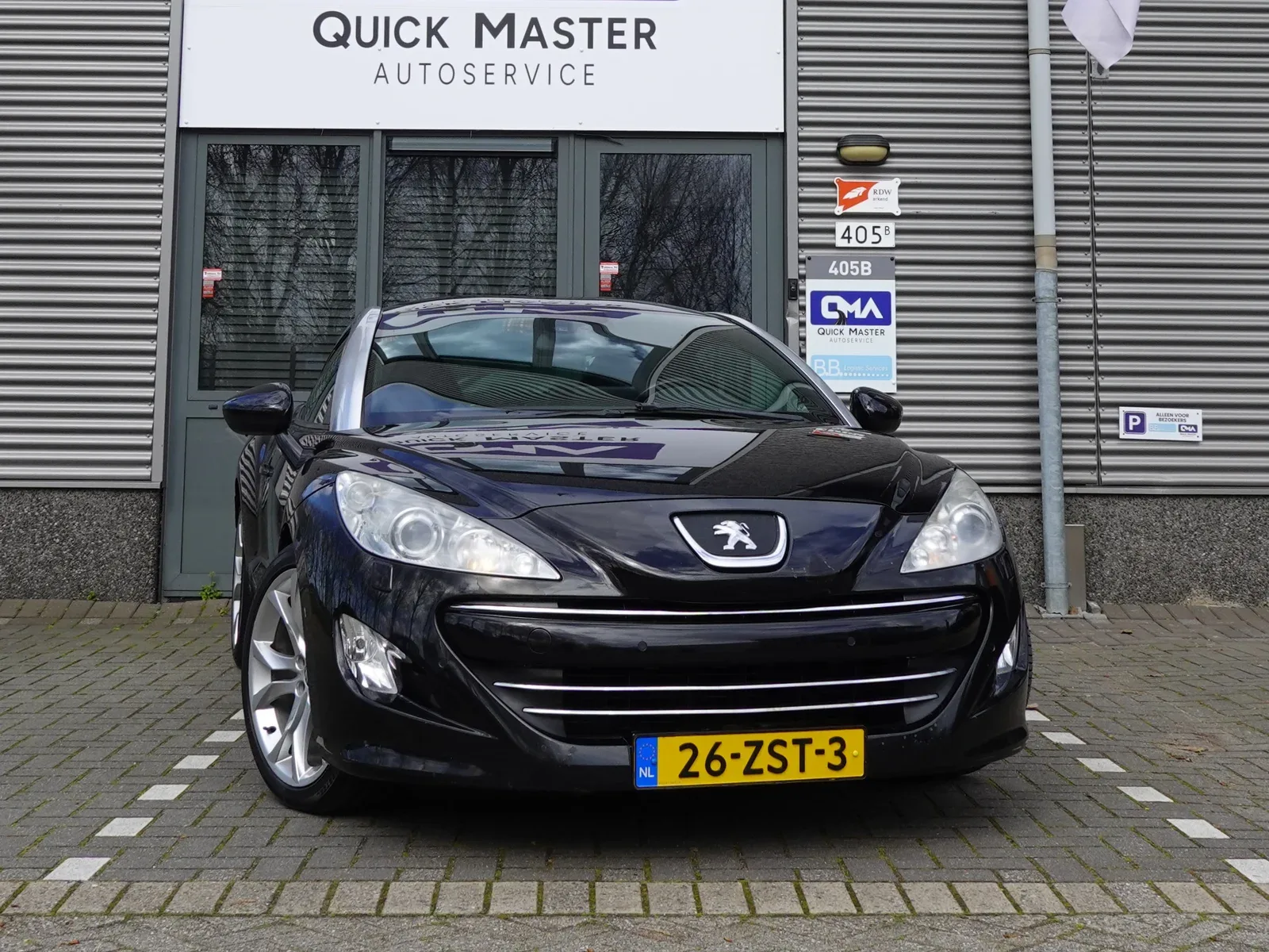 Peugeot RCZ (2013) — foto 1