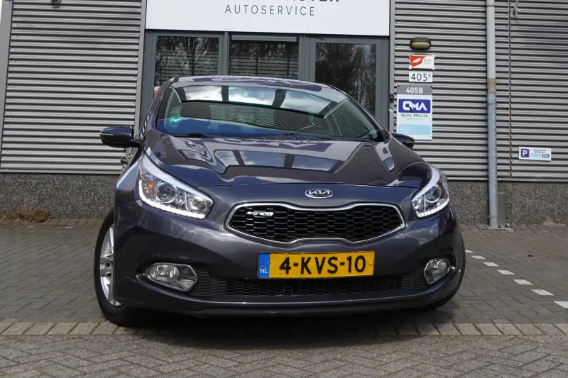 Kia Ceed (2013)