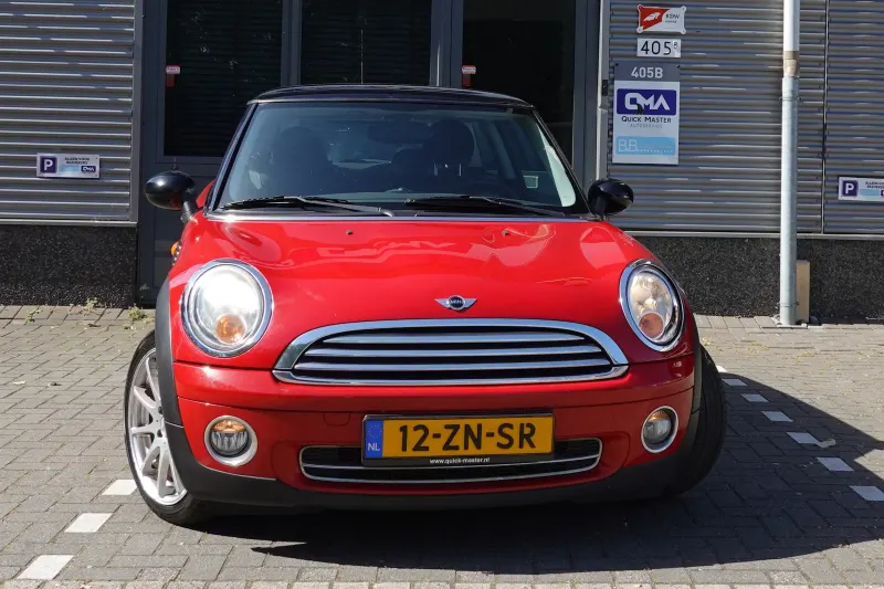 MINI One (2008)