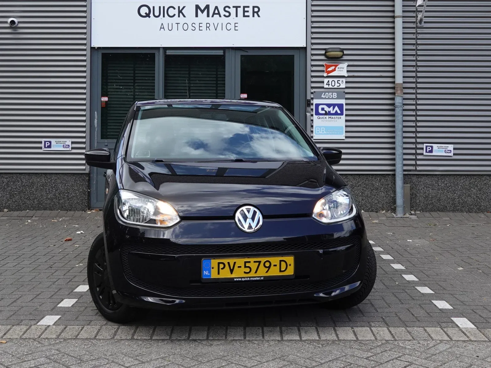 Volkswagen Up! (2017) — foto 1