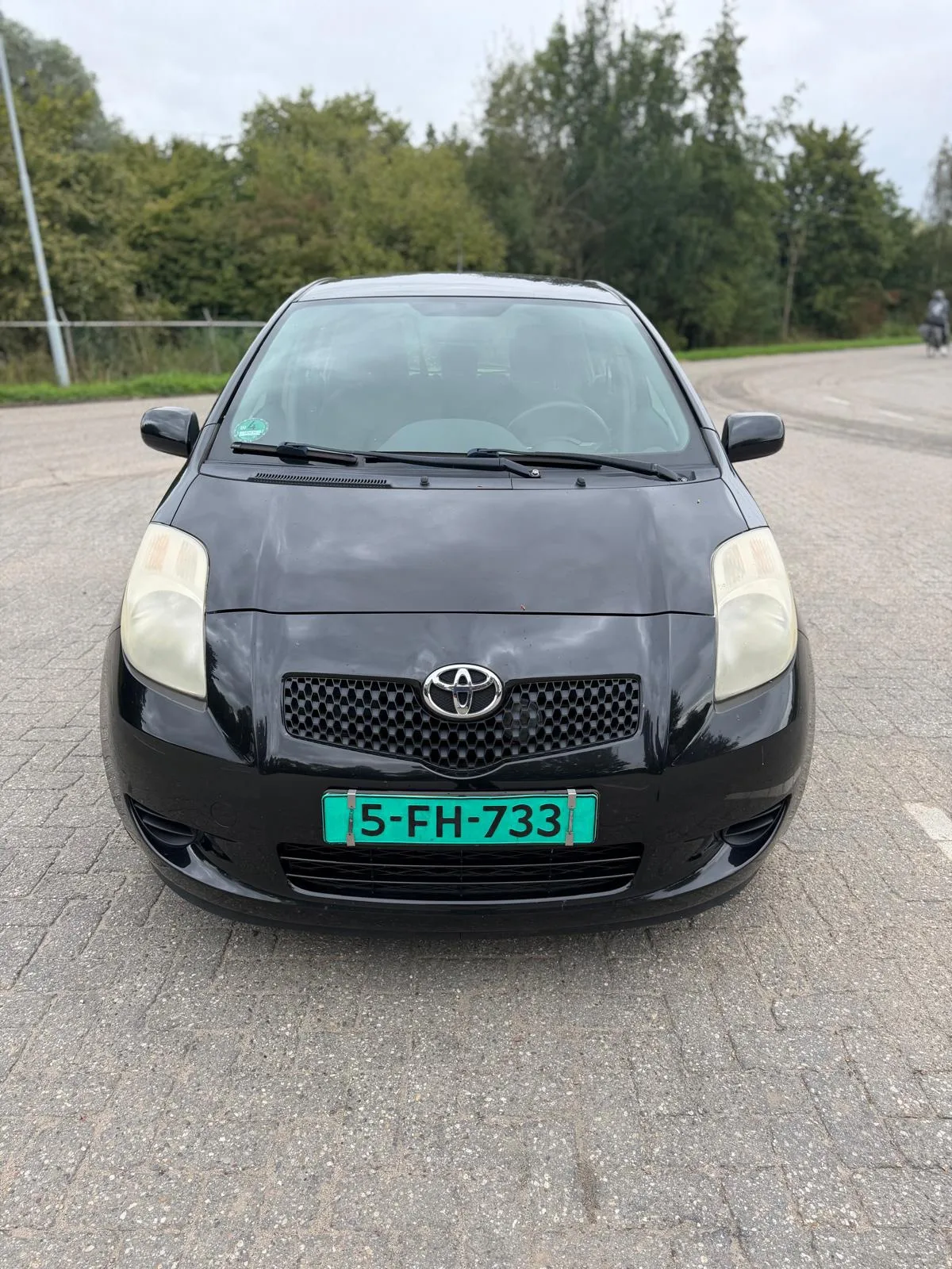 Toyota Yaris (2006) — foto 1