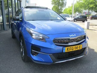 Kia XCeed (2022) — foto 1