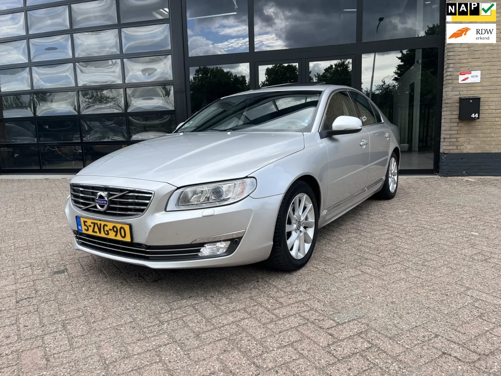 Volvo S80 (2015) — foto 1