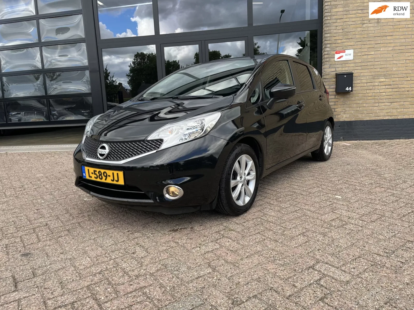 Nissan Note (2014) — foto 1