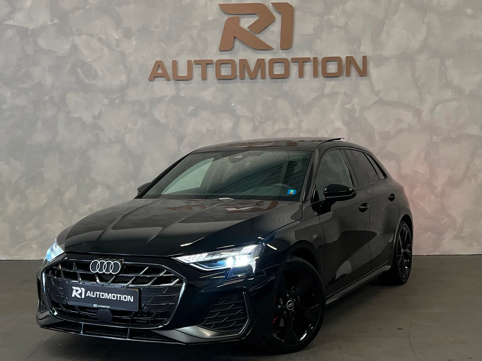 Audi A3 (2024) — foto 1