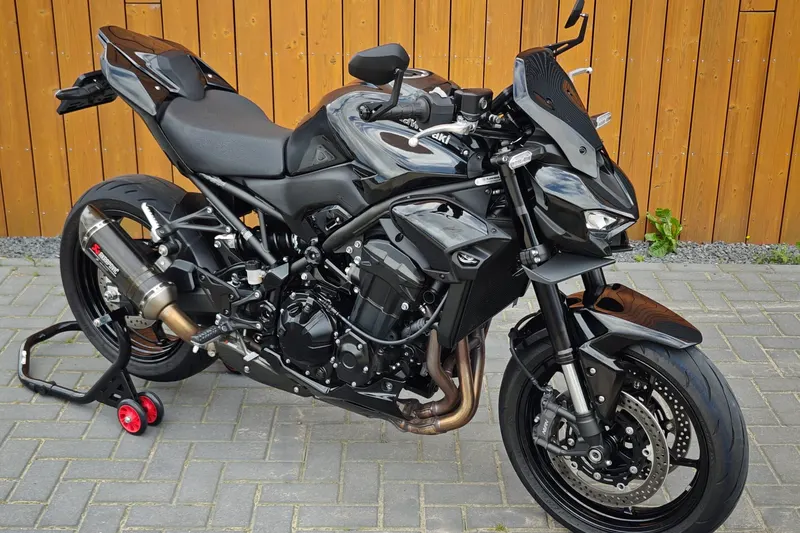 Kawasaki Z900 (2025)