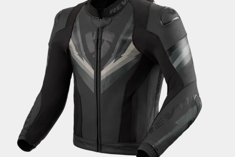 REV’IT! Quantum 3 Pro Motorjas (2026)