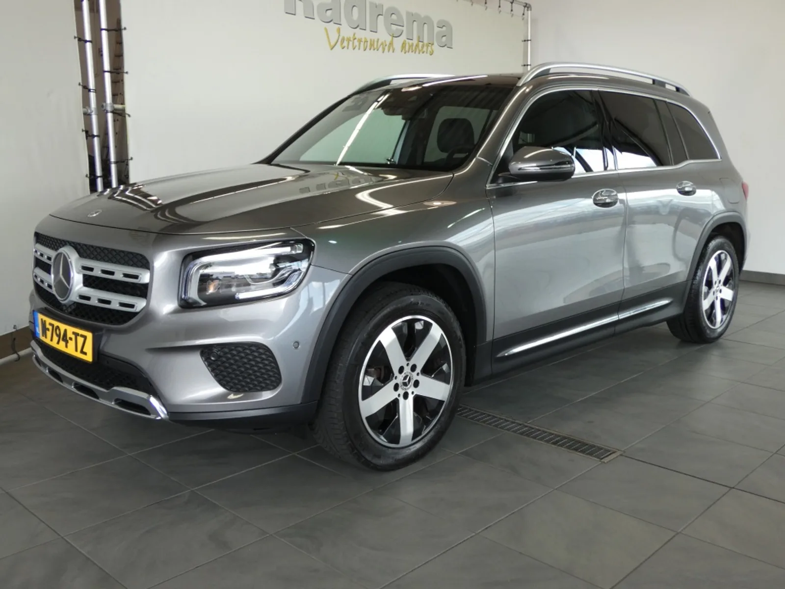 Mercedes-Benz GLB-Klasse (2022) — foto 1