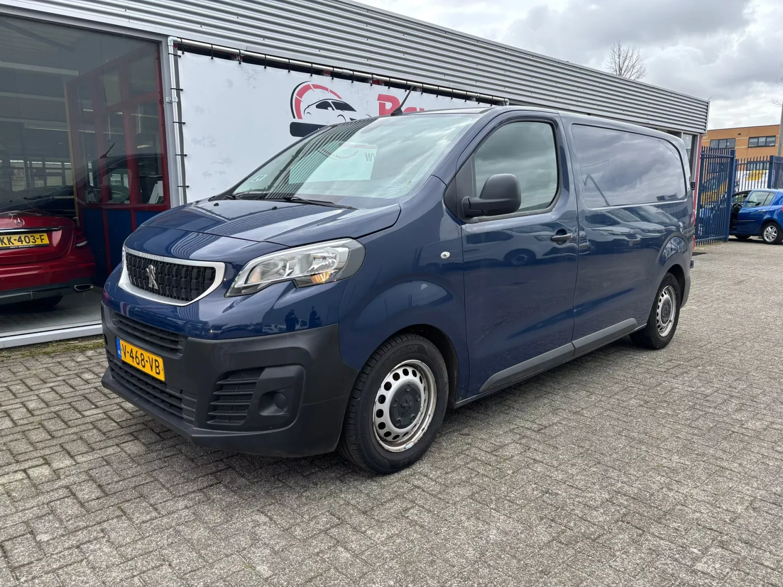 Peugeot Expert (2019) — foto 1