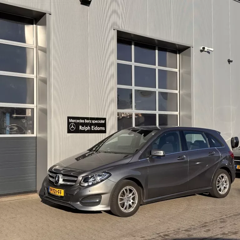 Mercedes-Benz B-Klasse (2016) — foto 1