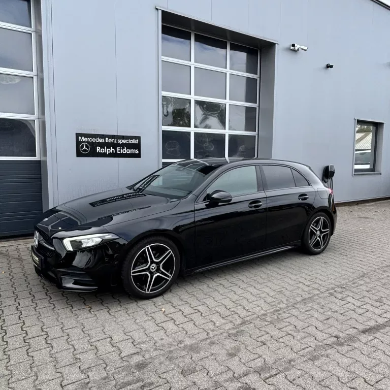 Mercedes-Benz A-Klasse (2019) — foto 1