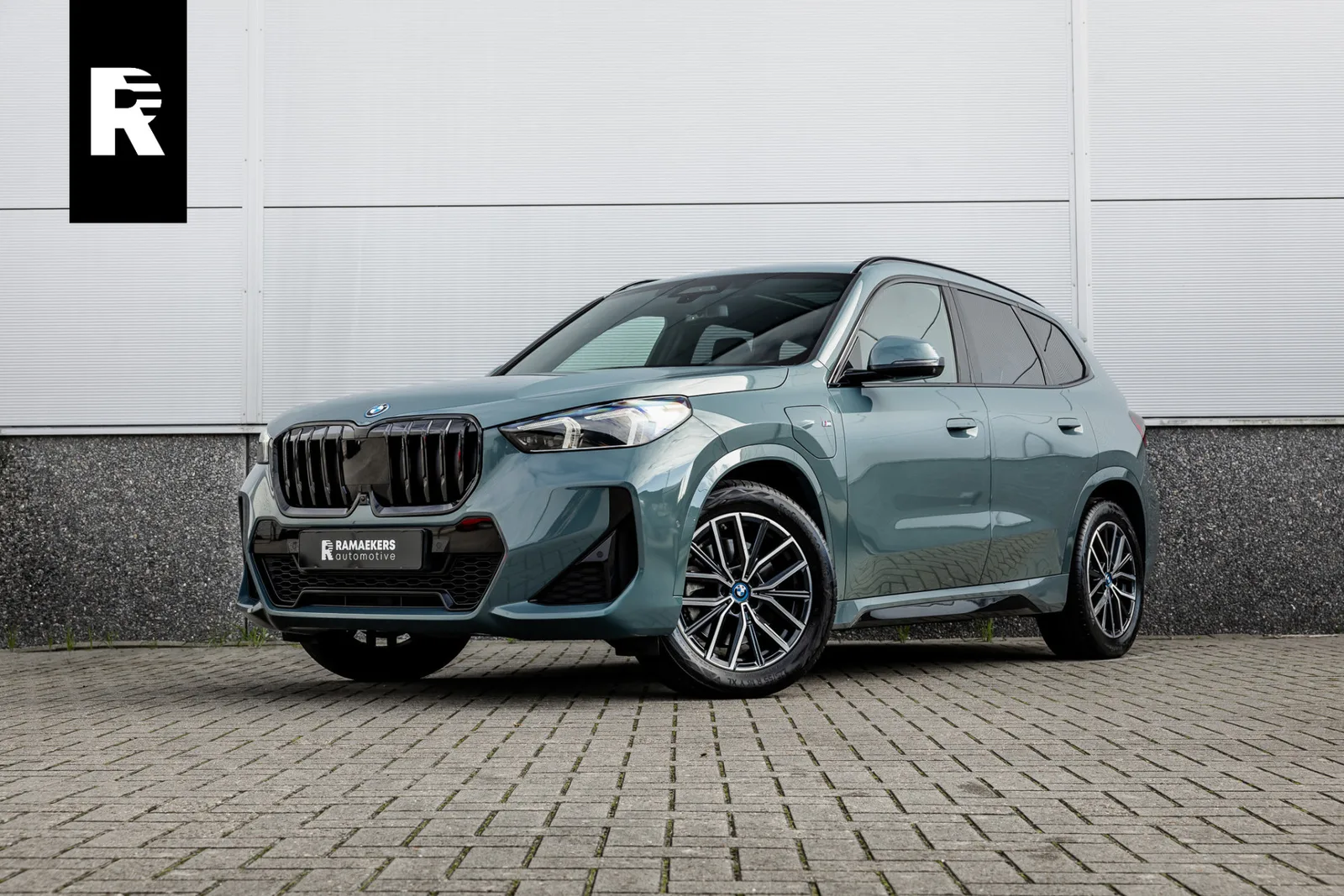 BMW X1 (2023) — foto 1