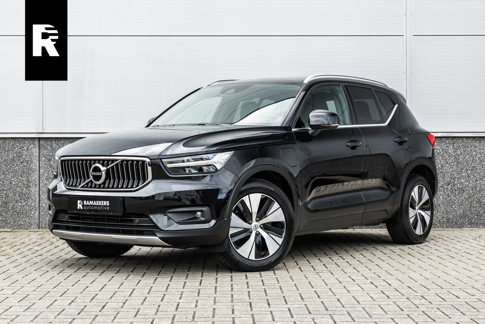 Volvo XC40 (2021) — foto 1