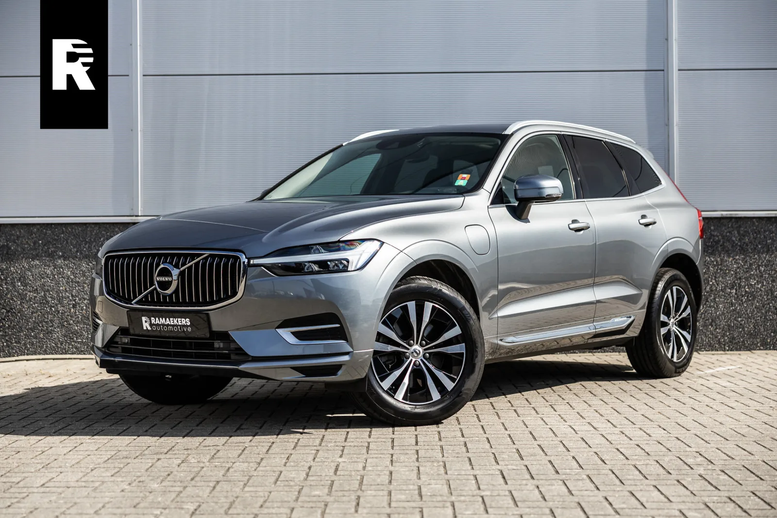 Volvo XC60 (2021) — foto 1