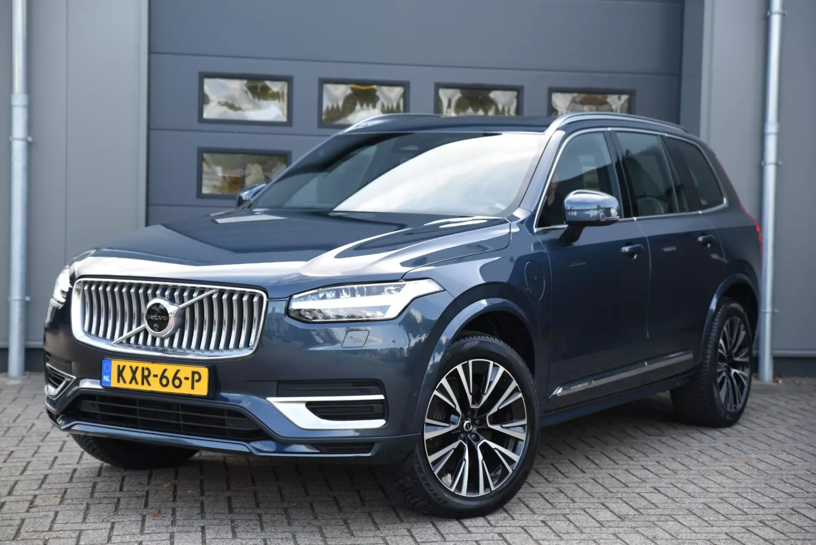 Volvo XC90 (2023) — foto 1