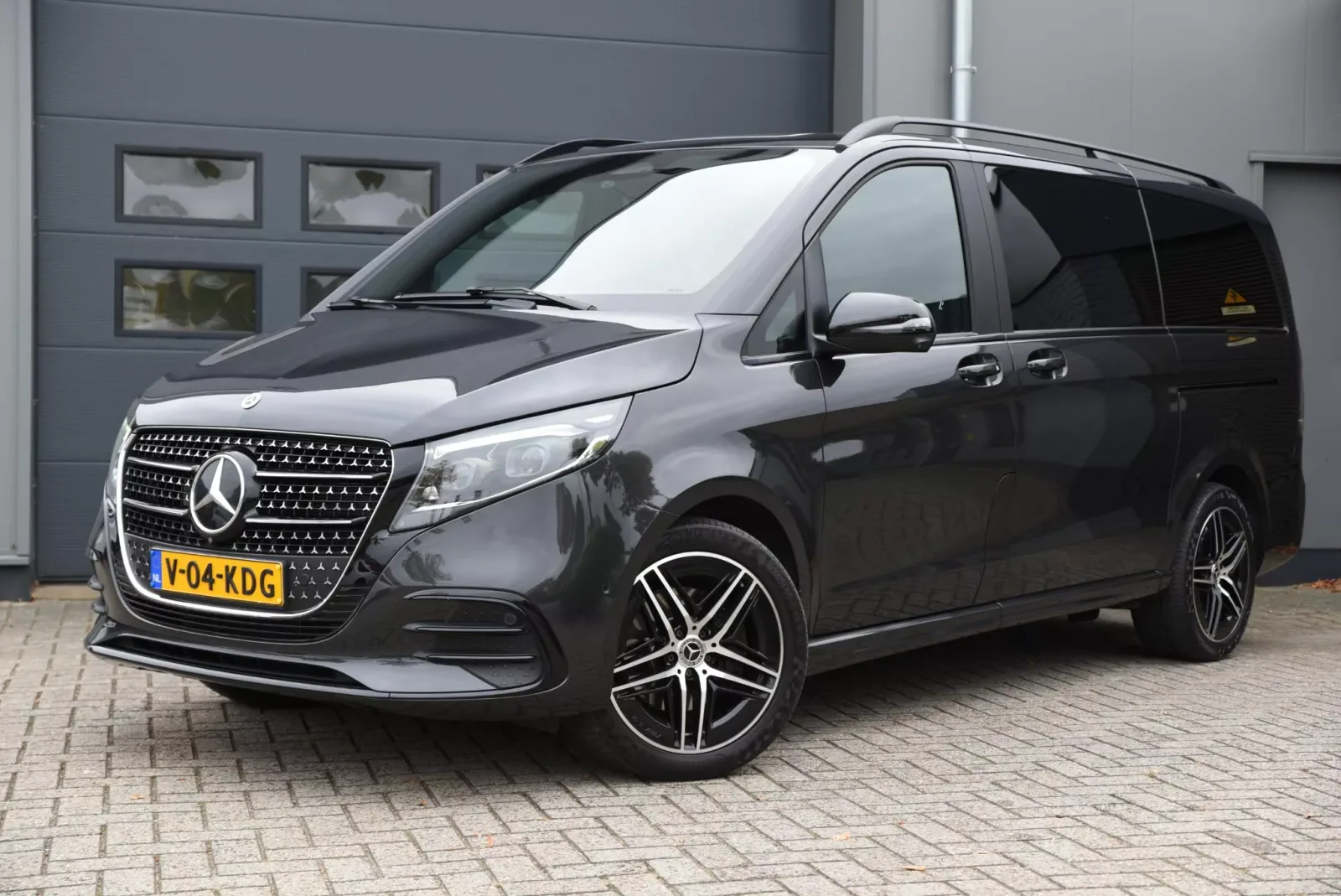 Mercedes-Benz V-Klasse (2024) — foto 1