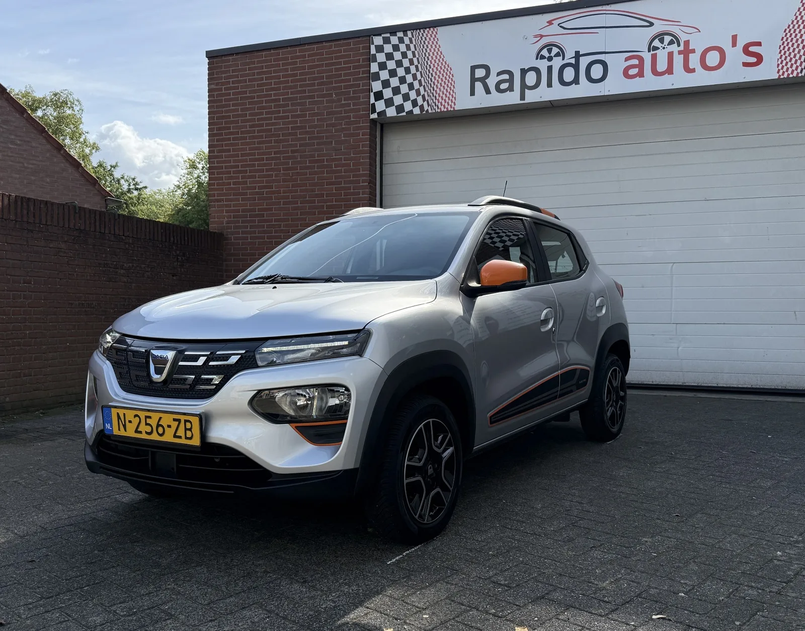 Dacia Spring (2022) — foto 1