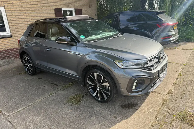 Volkswagen T-Roc (2022)