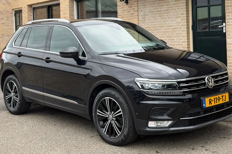 Volkswagen Tiguan (2016)